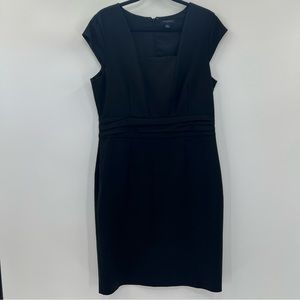 Banana Republic Black Cap Sleeve Fitted Knee Length Dress